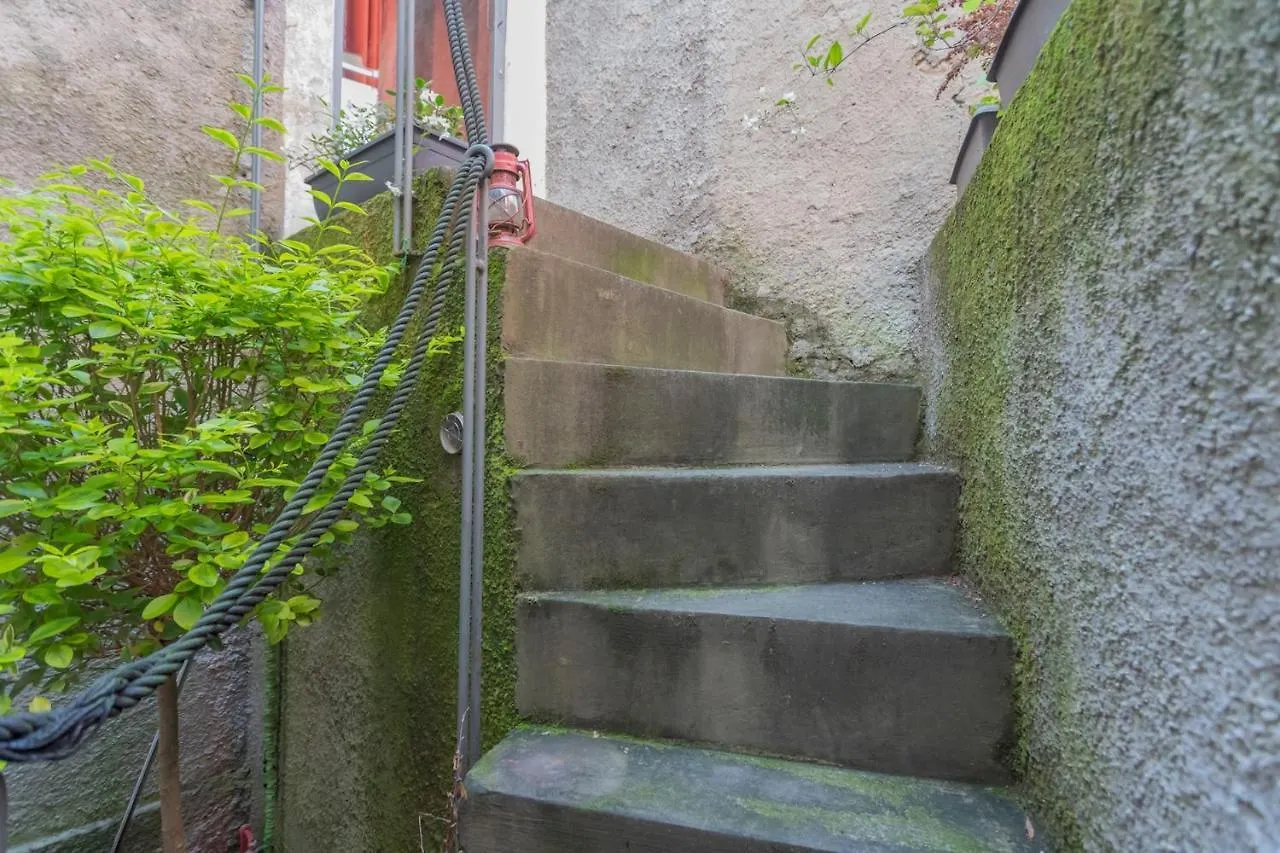 La Corte Degli Artisti By Rent All Como Apartman Blevio